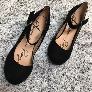 American rag black wedge heels size 7 New no box